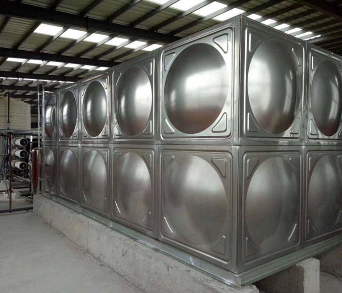 呼和浩特不锈钢焊接水箱玻璃钢水箱