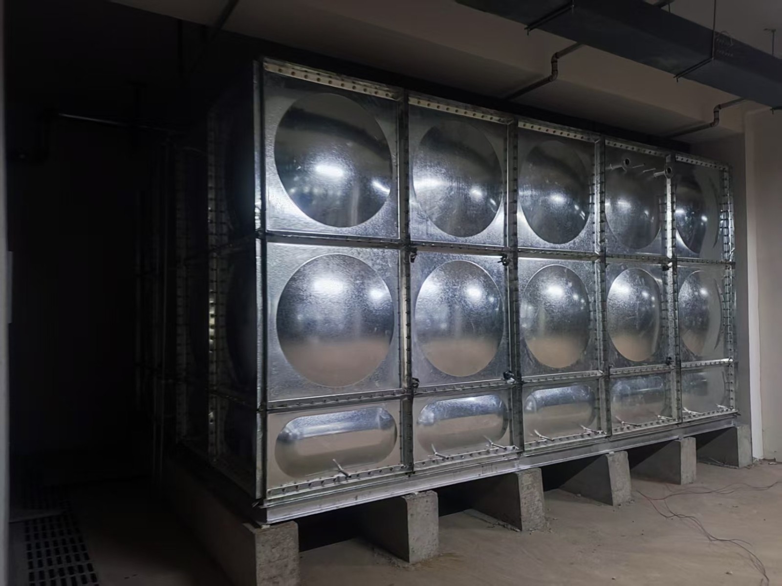 兰州镀锌钢板人防水箱